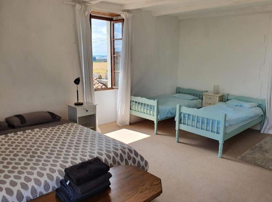 French Farmhouse Retreat With Pool & Superb Views. Blanzac  Esterno foto