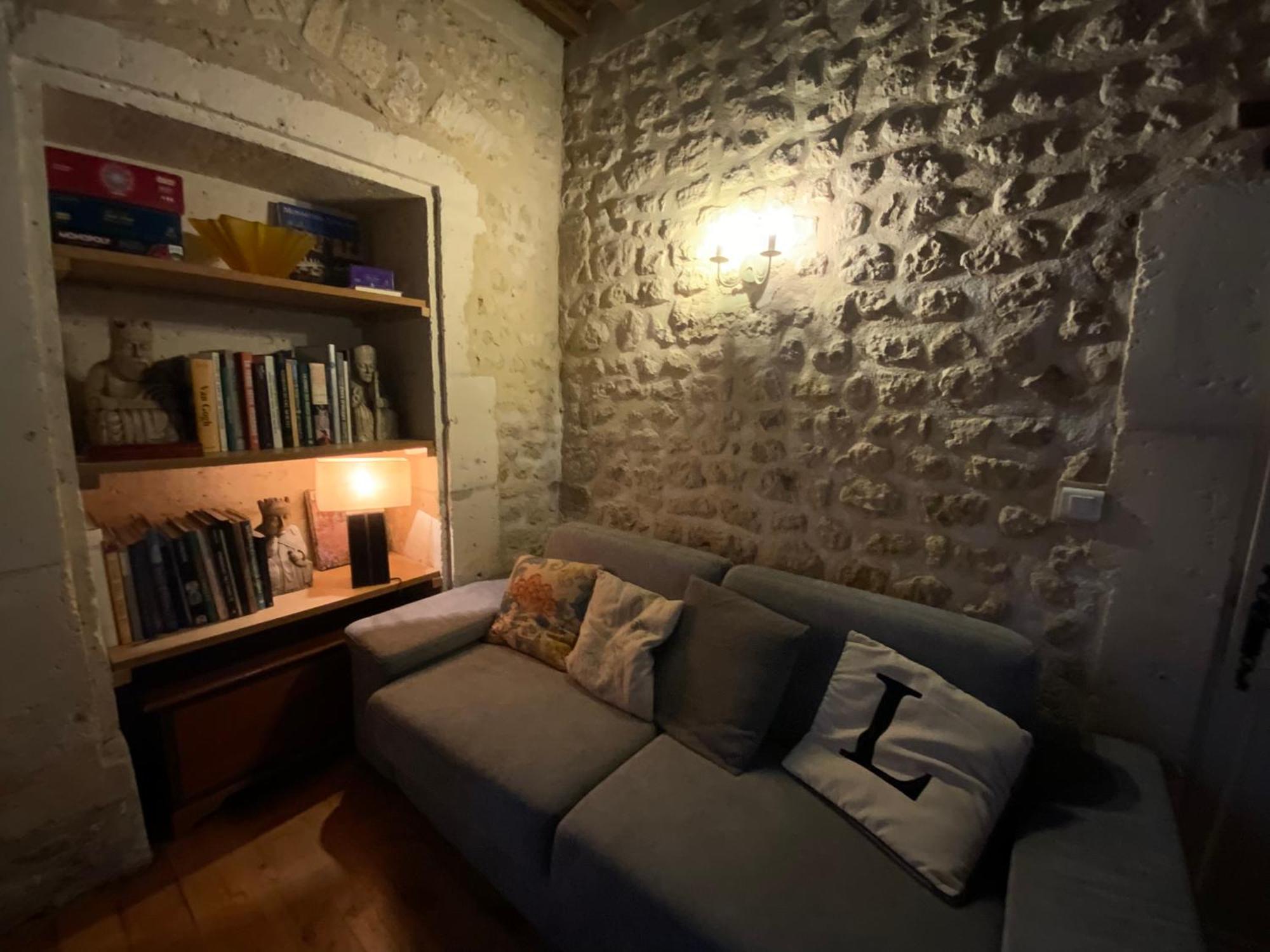 French Farmhouse Retreat With Pool & Superb Views. Blanzac  Esterno foto